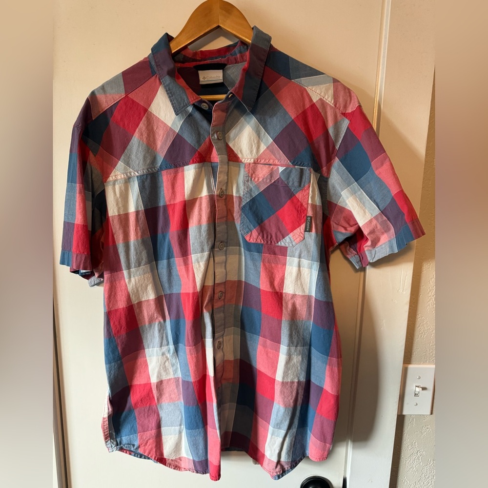 Columbia Men’s Short Sleeve Button Up